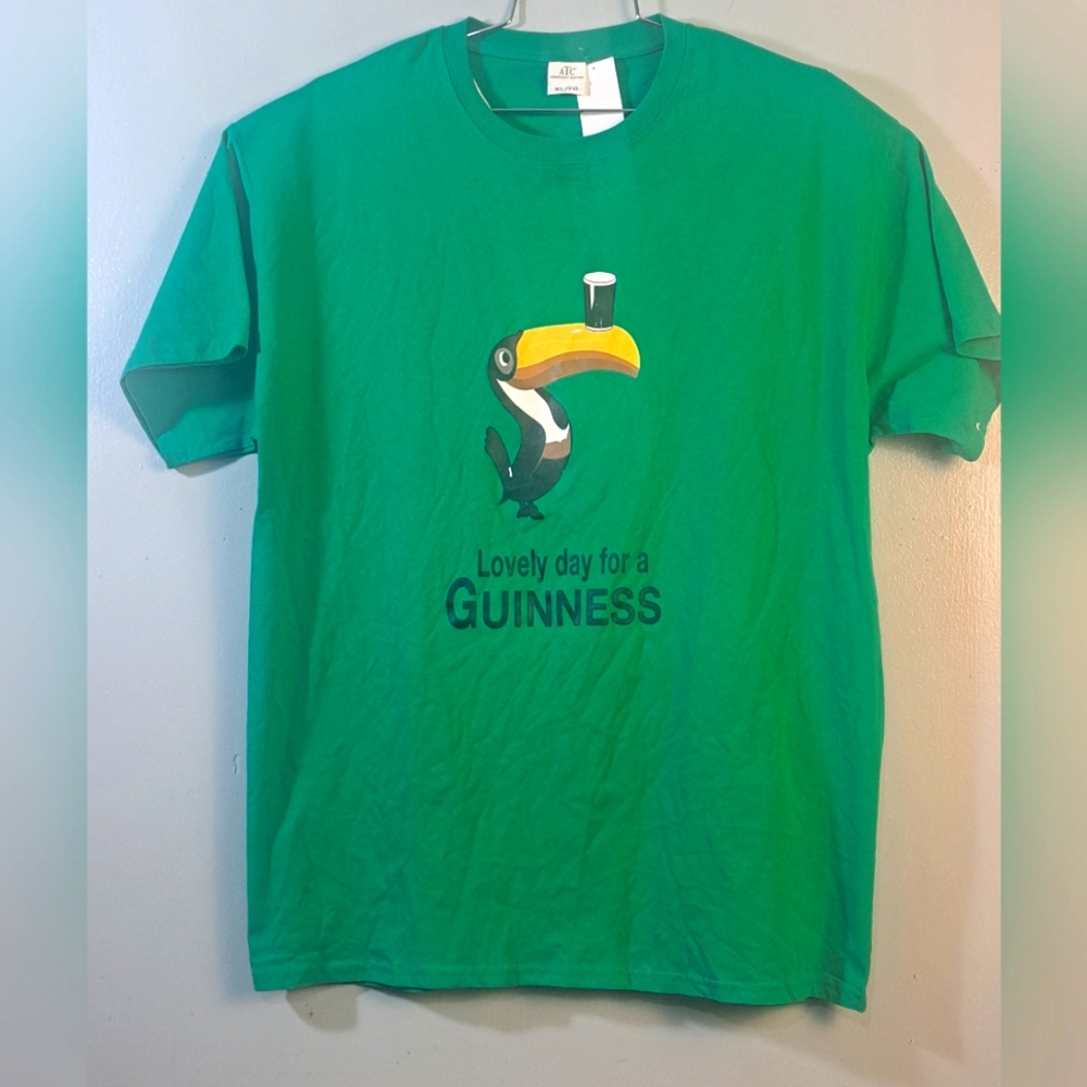 Lovely Day For A Guinness Short Sleeve T-Shirt Green -Medium  NWT